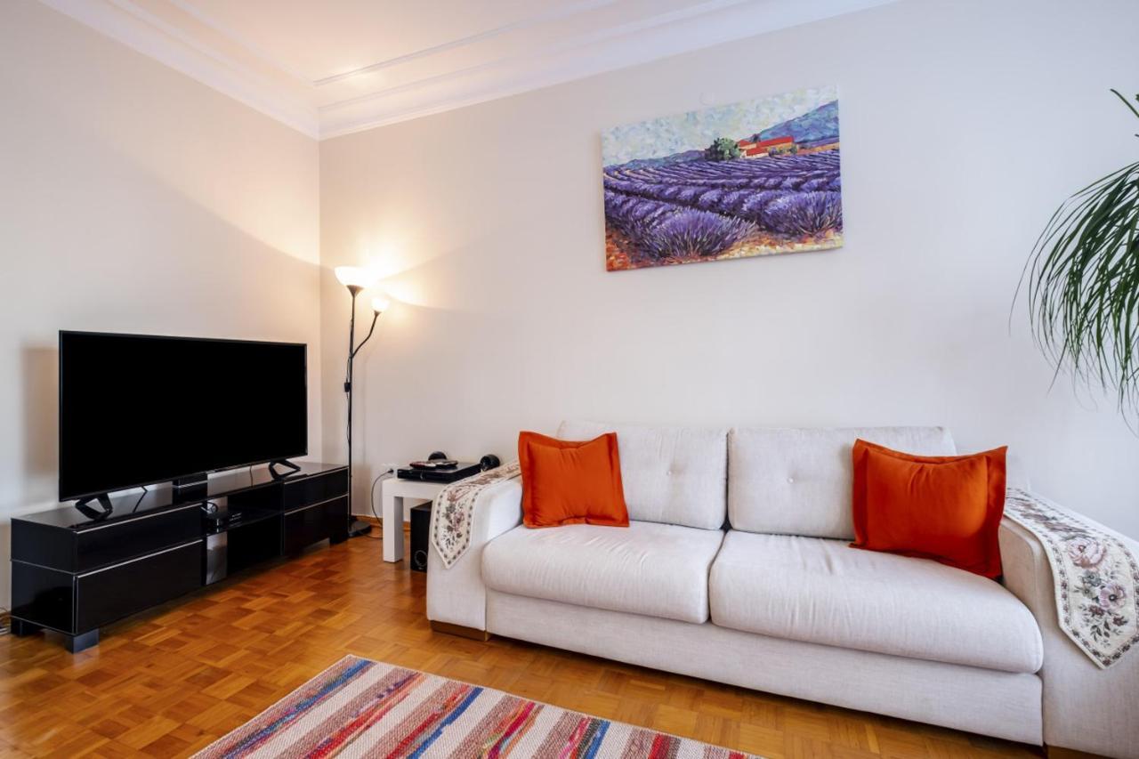 Cozy Flat Near Bagdat Street In Suadiye Estambul Exterior foto